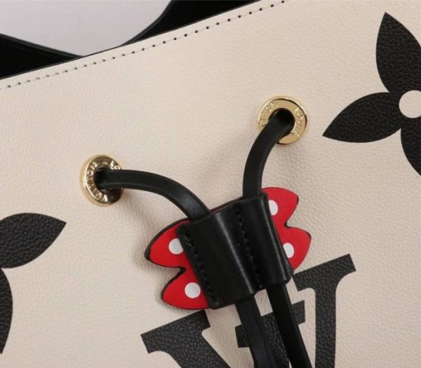 Replica Louis Vuitton Crafty NeoNoe MM Bag In Cream - Image 7