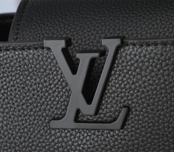 Replica Louis Vuitton Capucines East-West Mini Handbag In All Black - Image 7