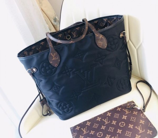 Replica Louis Vuitton Econyl Regenerated Nylon Neverfull MM Tote In Black - Image 4