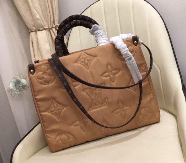 Replica Louis Vuitton Econyl Regenerated Nylon Onthego GM Tote In Beige - Image 2