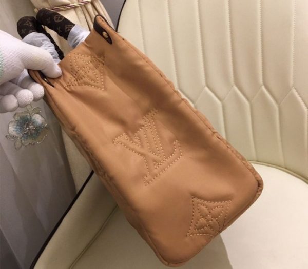 Replica Louis Vuitton Econyl Regenerated Nylon Onthego GM Tote In Beige - Image 6