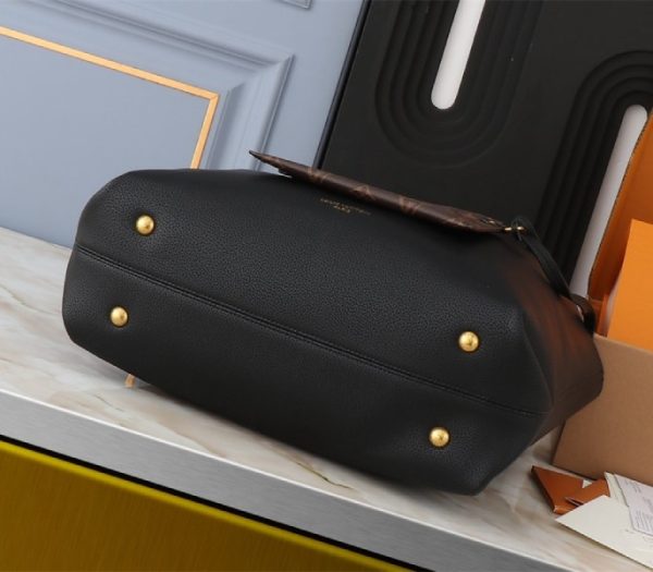 Replica Louis Vuitton Low Key Cabas MM Bag In Black - Image 4