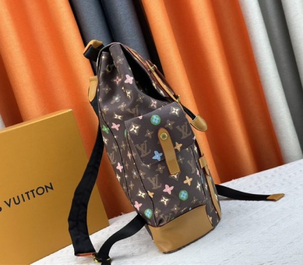 Replica Louis Vuitton Monogram Craggy Christopher MM Backpack In Chocolate - Image 4