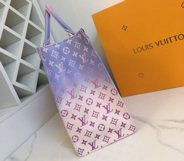 Replica Louis Vuitton Spring 2022 Onthego GM Tote In Sunrise Pastel - Image 6