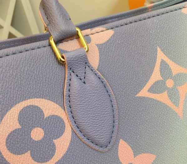 Replica Louis Vuitton Spring 2022 Onthego GM Tote In Sunrise Pastel - Image 9