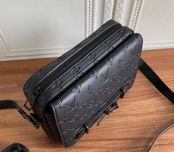 Replica Louis Vuitton Taurillon Leather Steamer Messenger Bag - Image 5